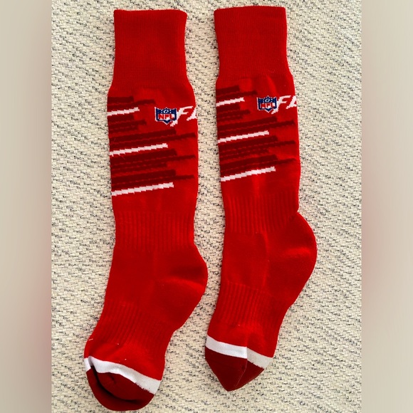 New. Official 🏈 NFL flag football socks - Youth sizes, available S/M and M/L - Picture 2 of 4